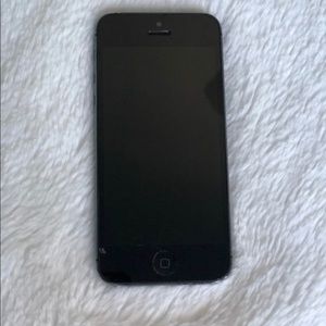 🚫SOLD🚫iPhone 5 Black and Slate